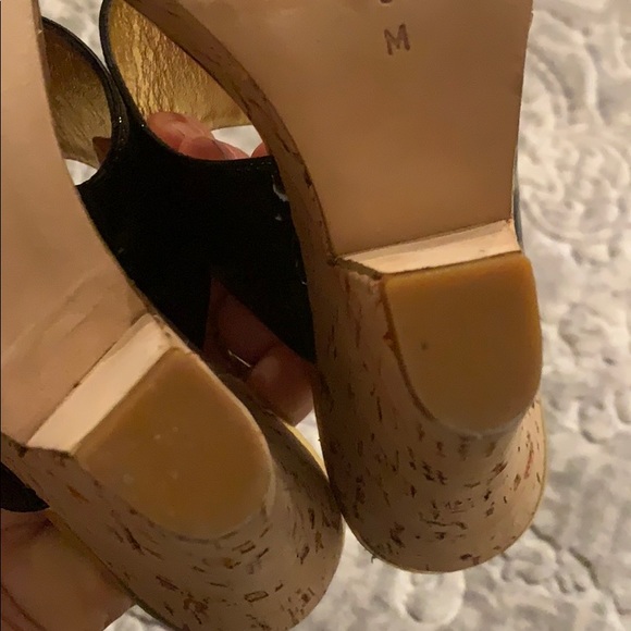 Michael Kor’s Sandals - Picture 8 of 8